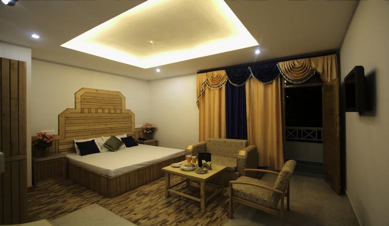 The Shivalik Hotel Manāli Екстериор снимка