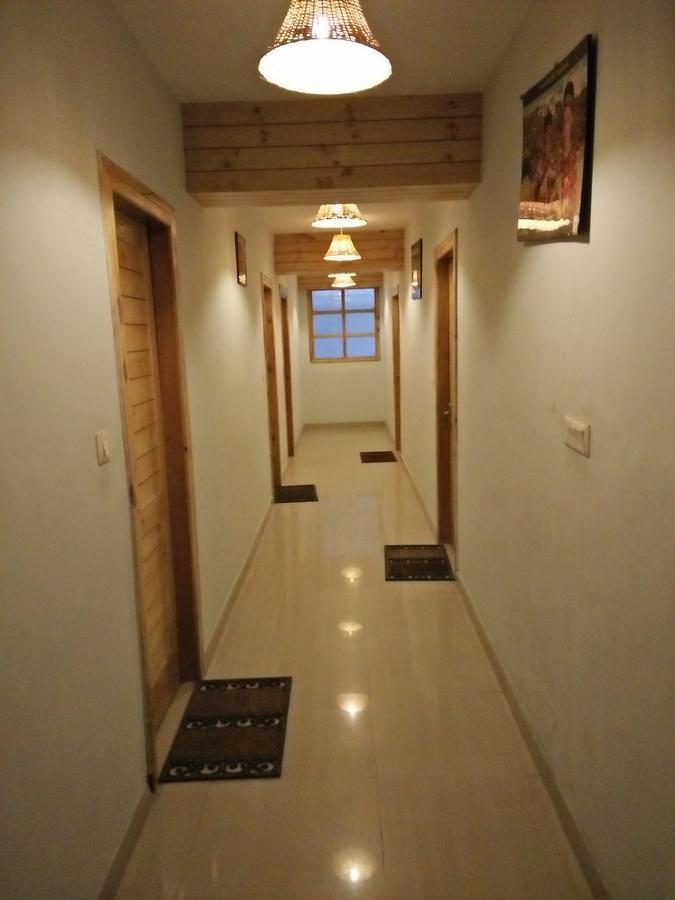 The Shivalik Hotel Manāli Екстериор снимка